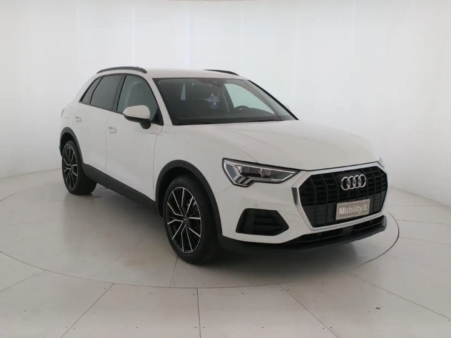 Audi Q3 35 1.5 tfsi mhev Business Advanced s-tronic - 2