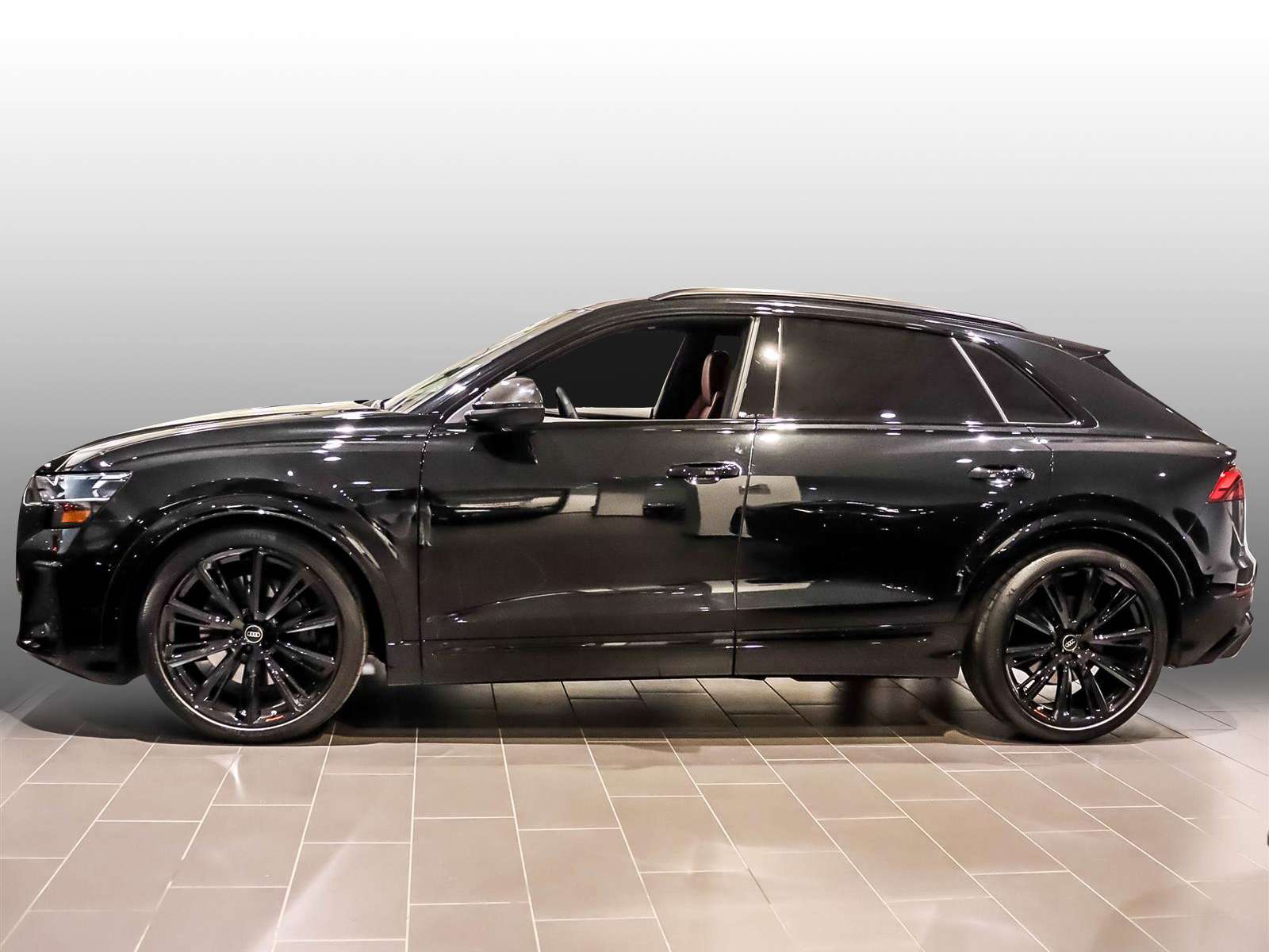 2024 Audi SQ8 4.0 TFSI quattro — снимка 1