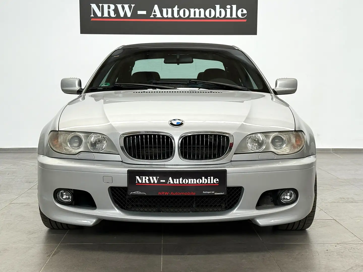 BMW 330 e46*Coupe*330 Ci*M-Paket ab WERK*6GANG*HK* Szürke - 2