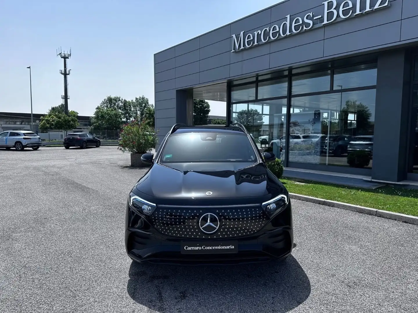 Mercedes-Benz EQB 250 + Nero - 2