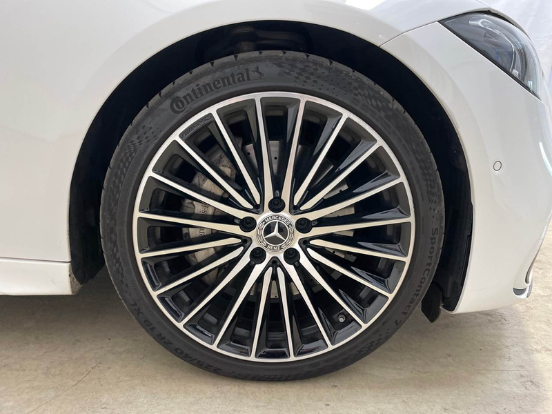 Mercedes-Benz C 220 d AMG Line SpoSi ACC BLIS Key LED Lane AUT — photo 11