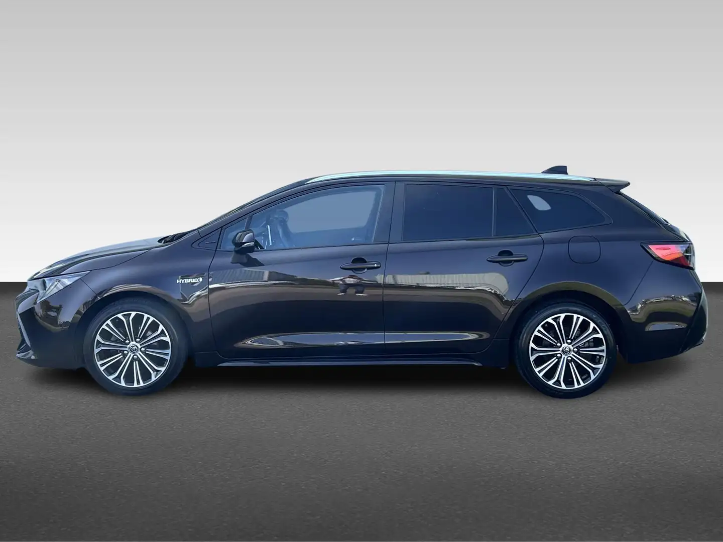 Toyota Corolla Touring Sports 1.8 Hybrid First Edition | navigati Bruin - 2