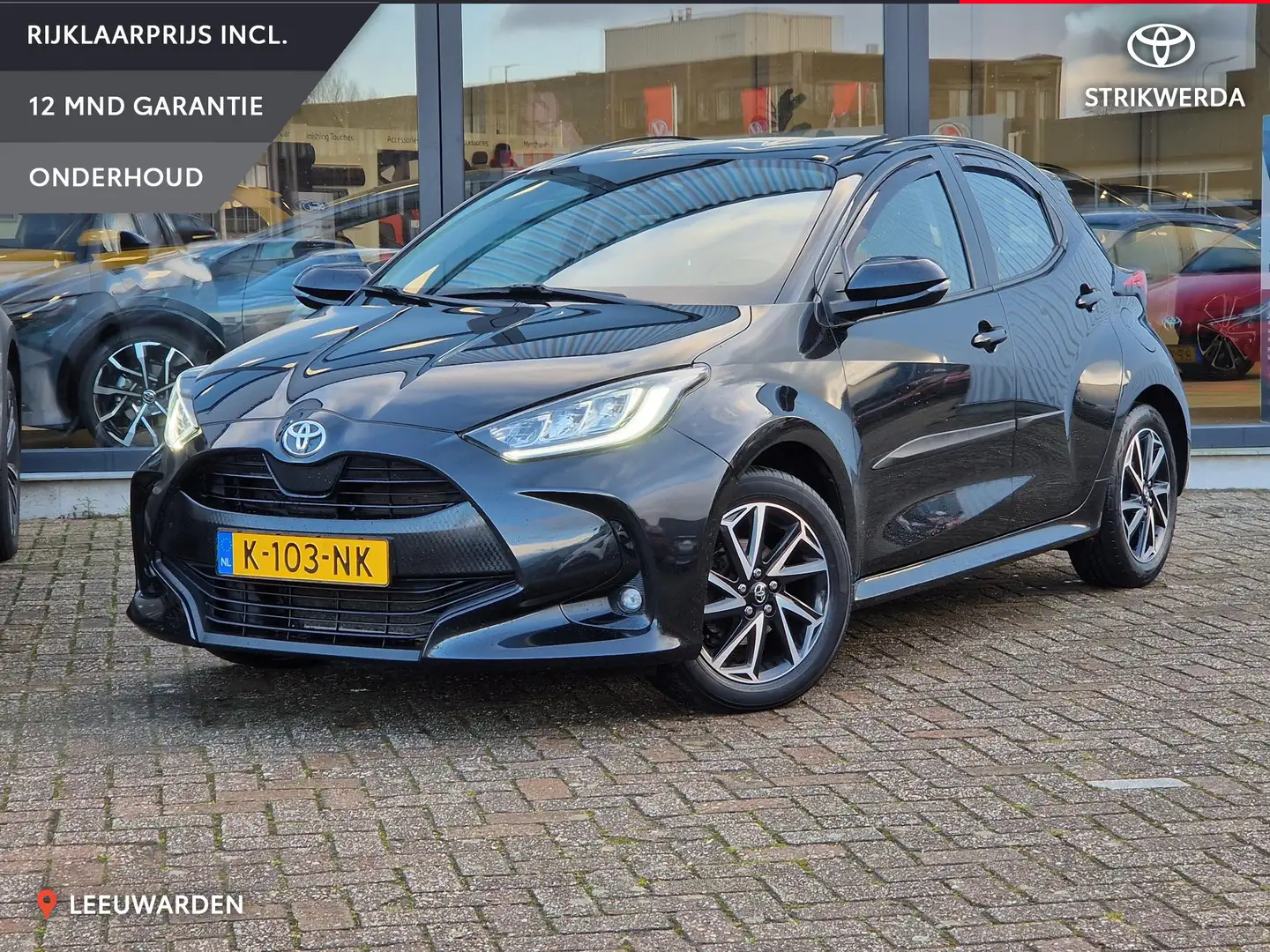 Toyota Yaris 1.5 VVT-i Dynamic Schwarz - 1