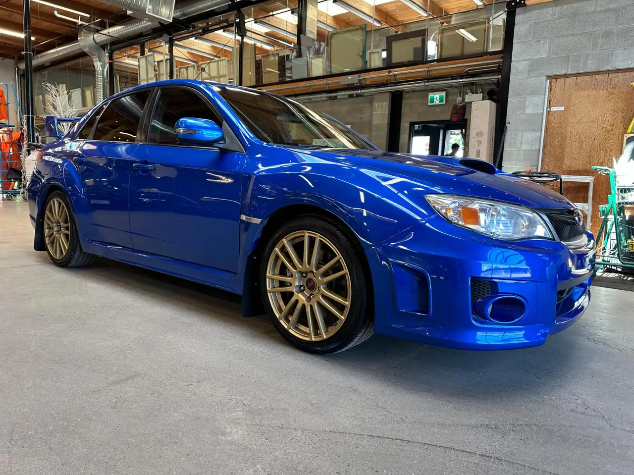 Subaru WRX снимка Subaru WRX