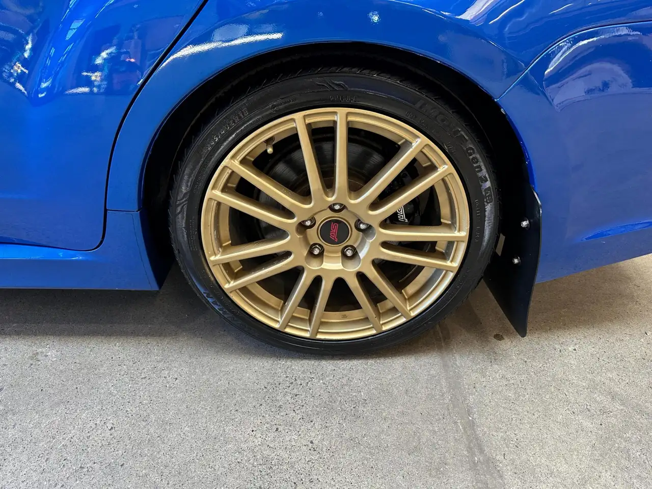 Subaru WRX снимка Subaru WRX