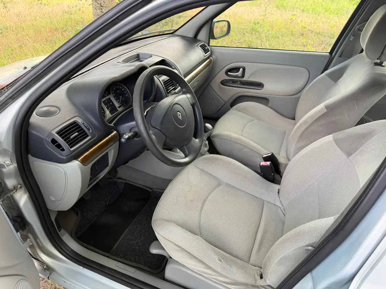Renault Clio 1.6-16V Privilège APK 15-06-2027, foto 10
