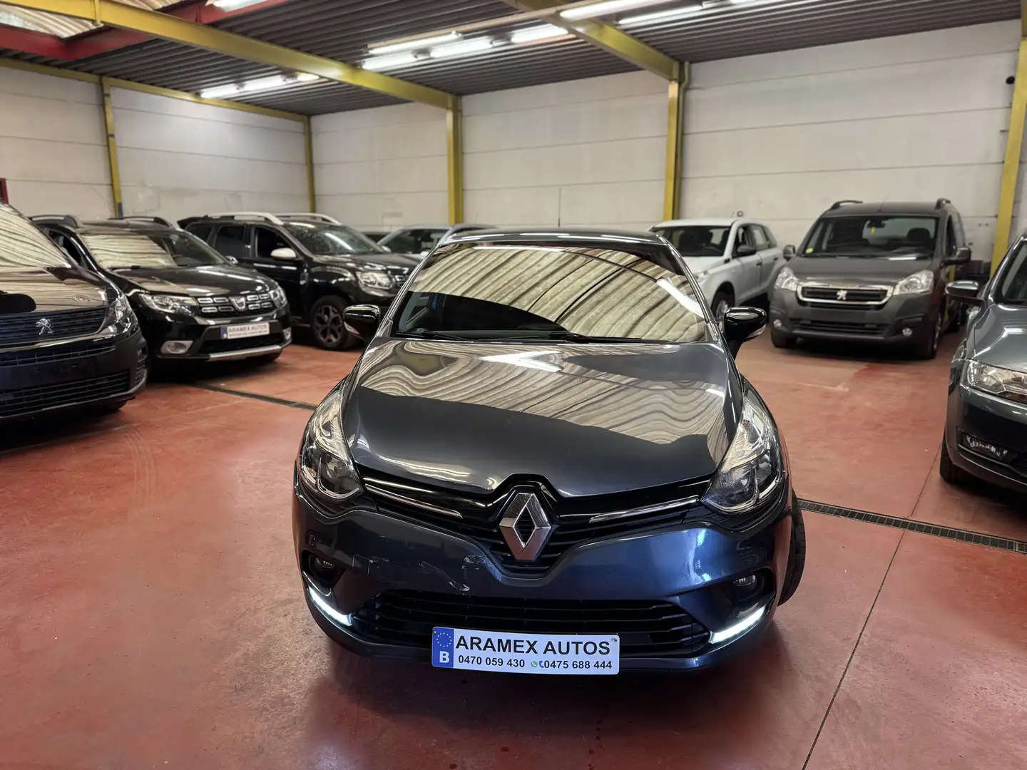 Renault Clio 1.2i Life Gris - 1