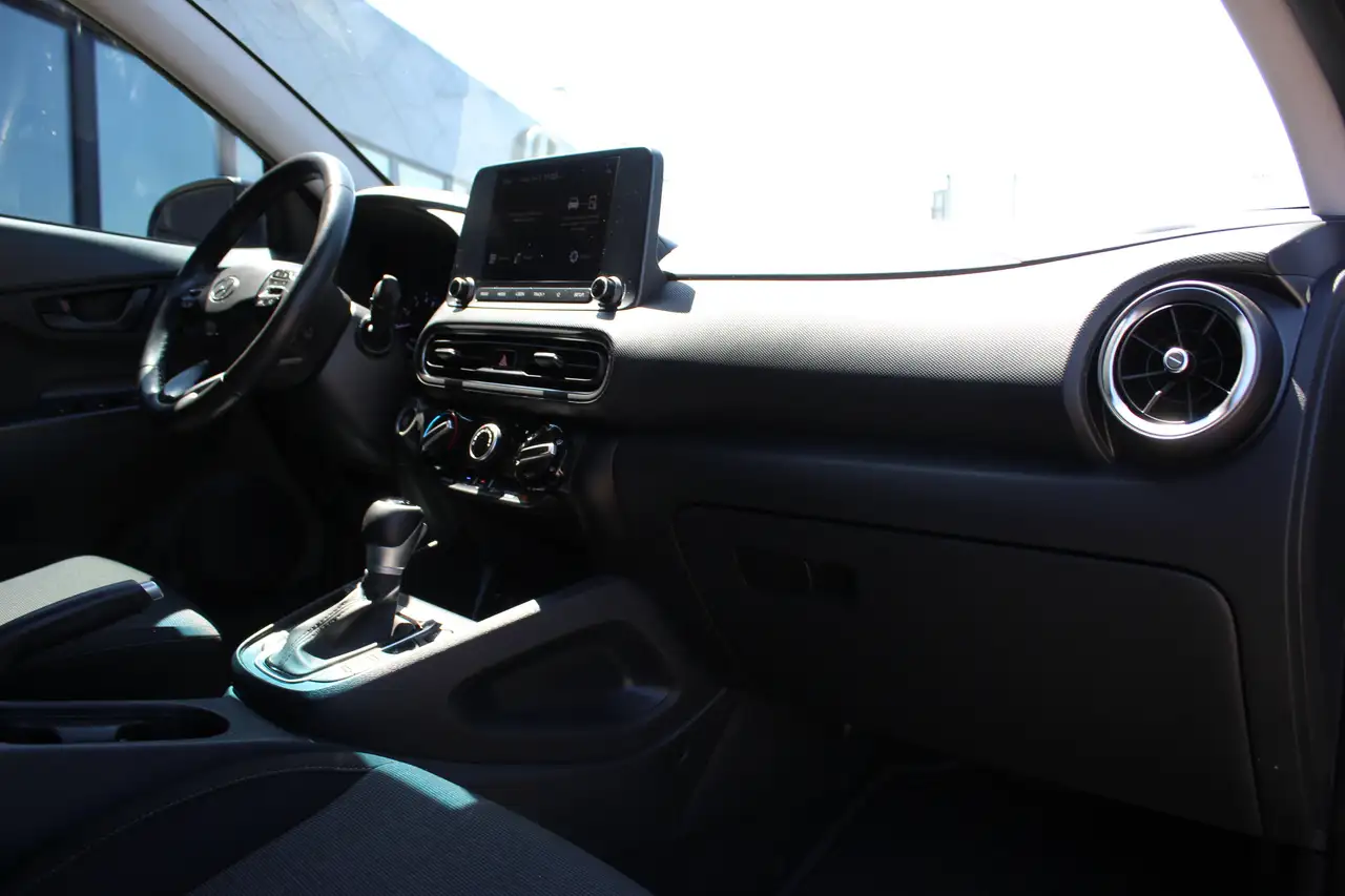 Hyundai KONA снимка Hyundai KONA