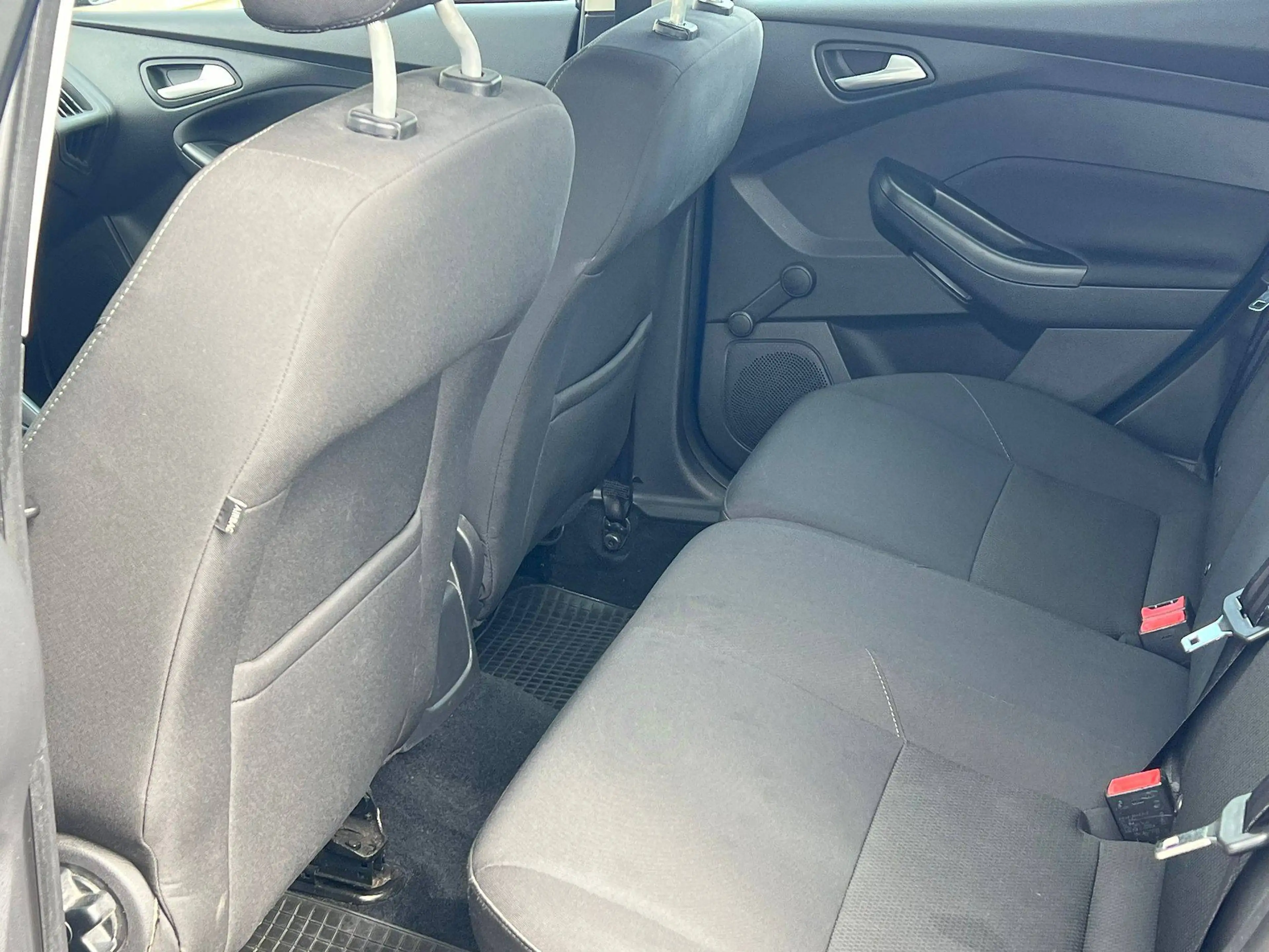 Ford Focus Focus 1,0 EcoBoost Trend — photo 7