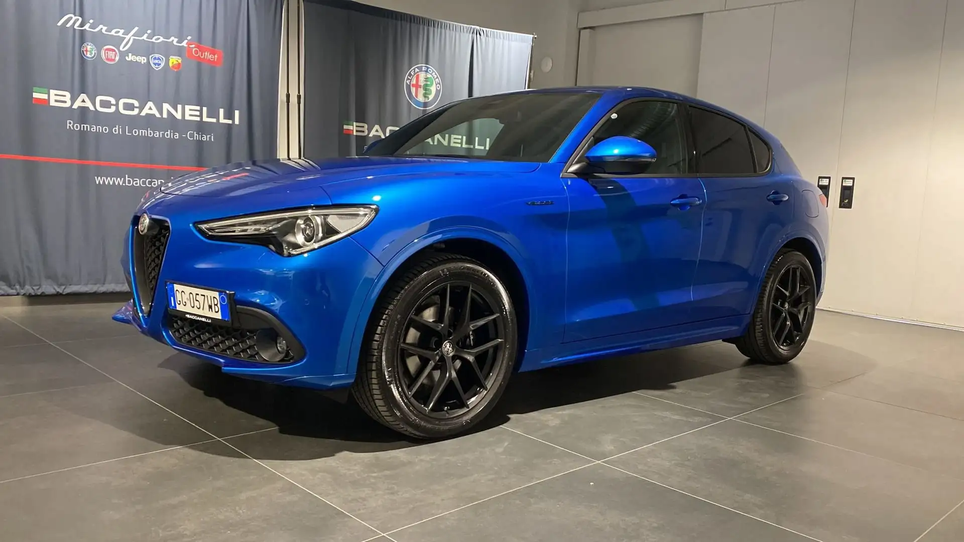 Alfa Romeo Stelvio 2.2 Turbodiesel 210 CV AT8 Q4 Veloce Blu/Azzurro - 1