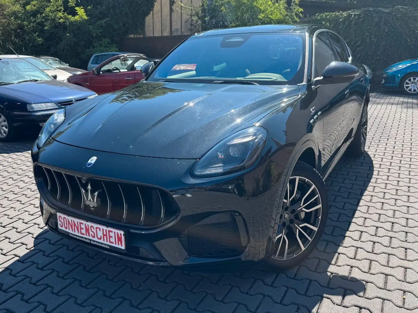 Maserati Grecale 2.0 GT PANO*360° Kamera*LED Schwarz - 2