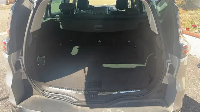 Renault Espace view 14