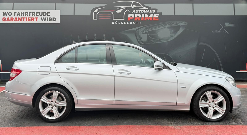 Mercedes-Benz C 250 Limousine *Special-Edition*Panorama*Comand — photo 9