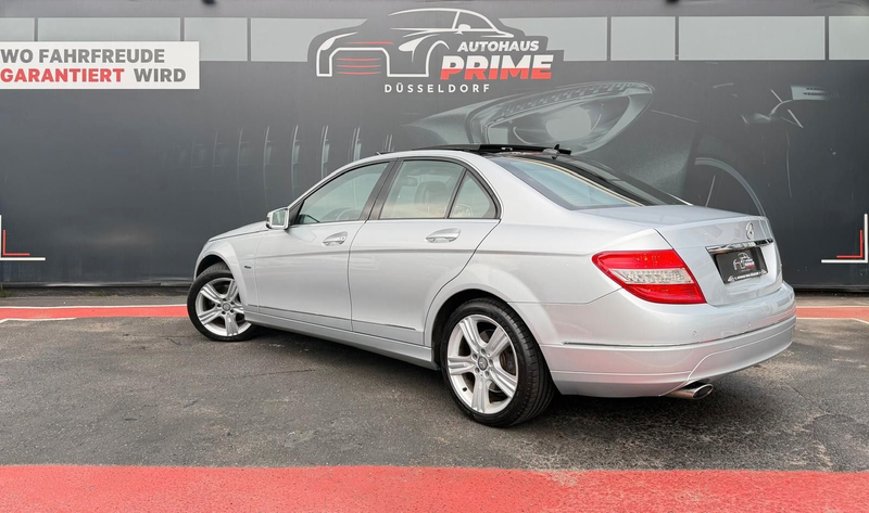 Mercedes-Benz C 250 Limousine *Special-Edition*Panorama*Comand — photo 5