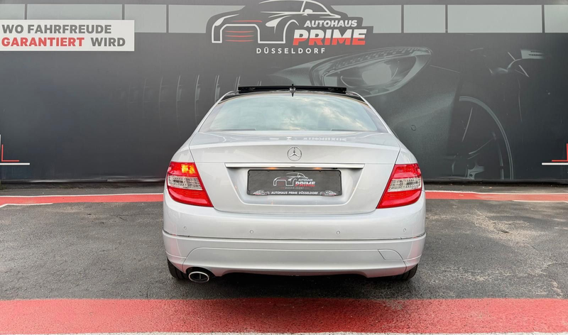 Mercedes-Benz C 250 Limousine *Special-Edition*Panorama*Comand — photo 6