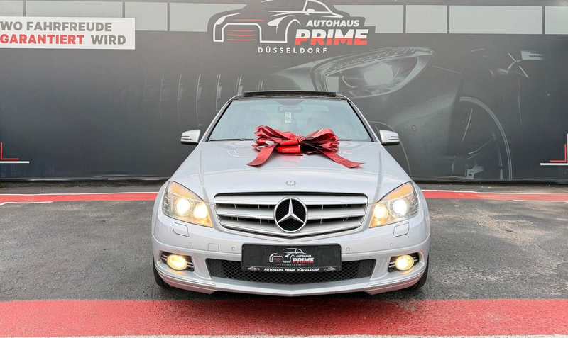 Mercedes-Benz C 250 Limousine *Special-Edition*Panorama*Comand — photo 3