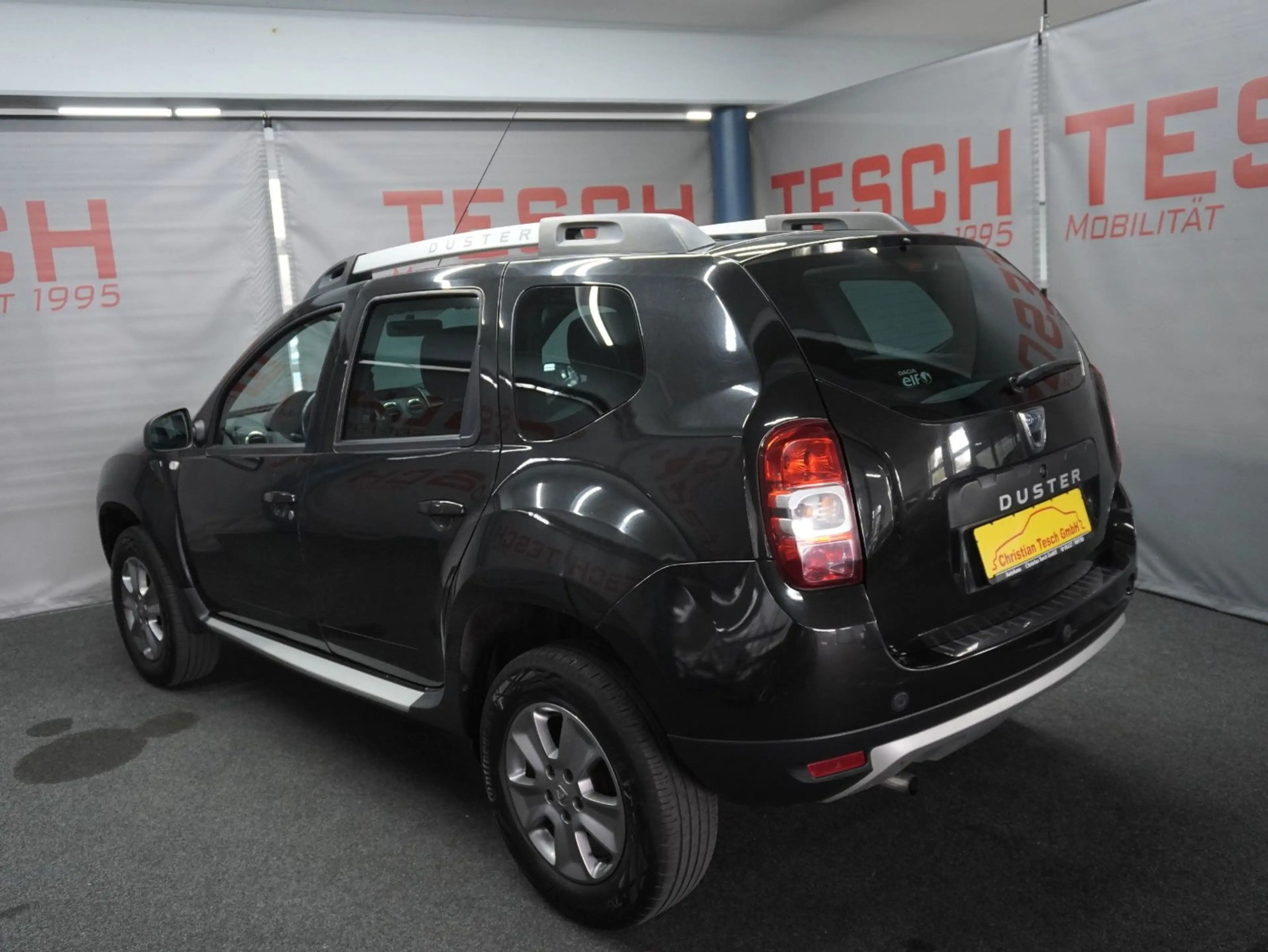 Dacia Duster I Laureate 4x2 | PDC | KLIMA | 1. Hand — photo 6