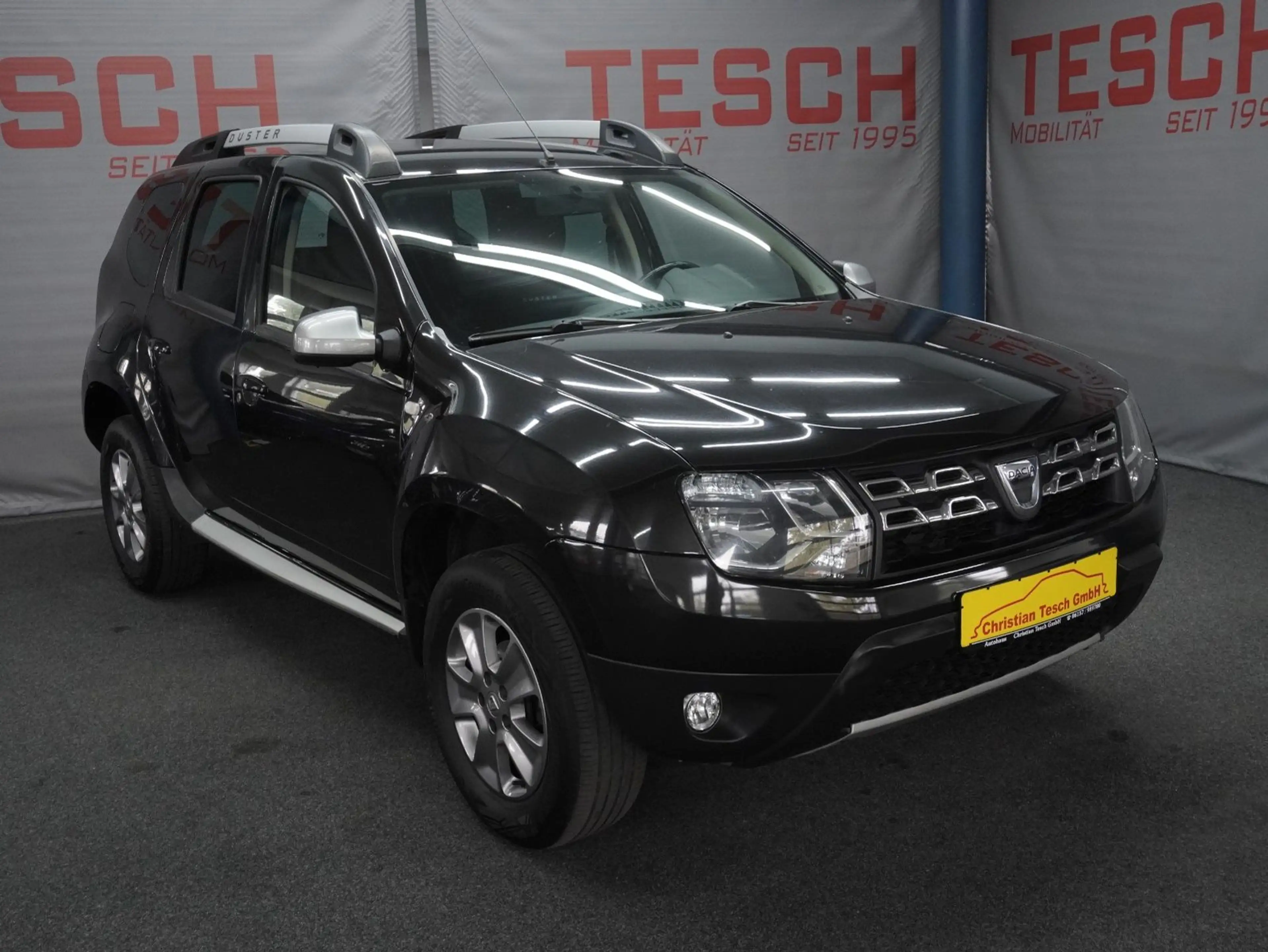 Dacia Duster I Laureate 4x2 | PDC | KLIMA | 1. Hand — photo 3