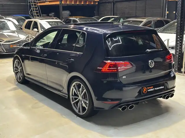 Volkswagen Golf view 6