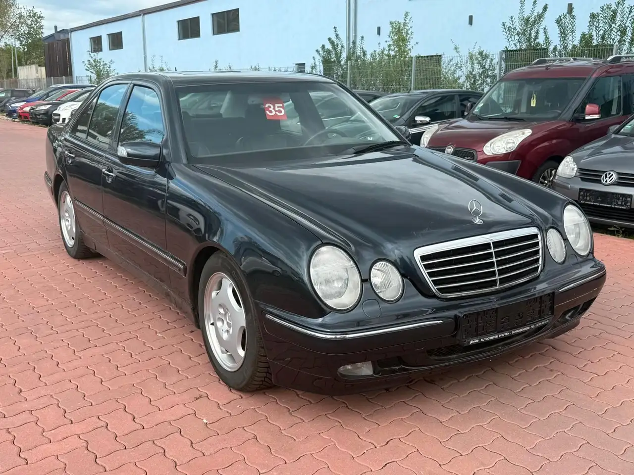 Mercedes-Benz E 280