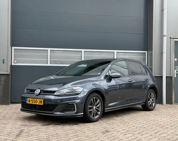 Volkswagen Golf GTE 1.4 TSI PHEV bj.2018 Virtual|Leder|Navi|Stoelverw.