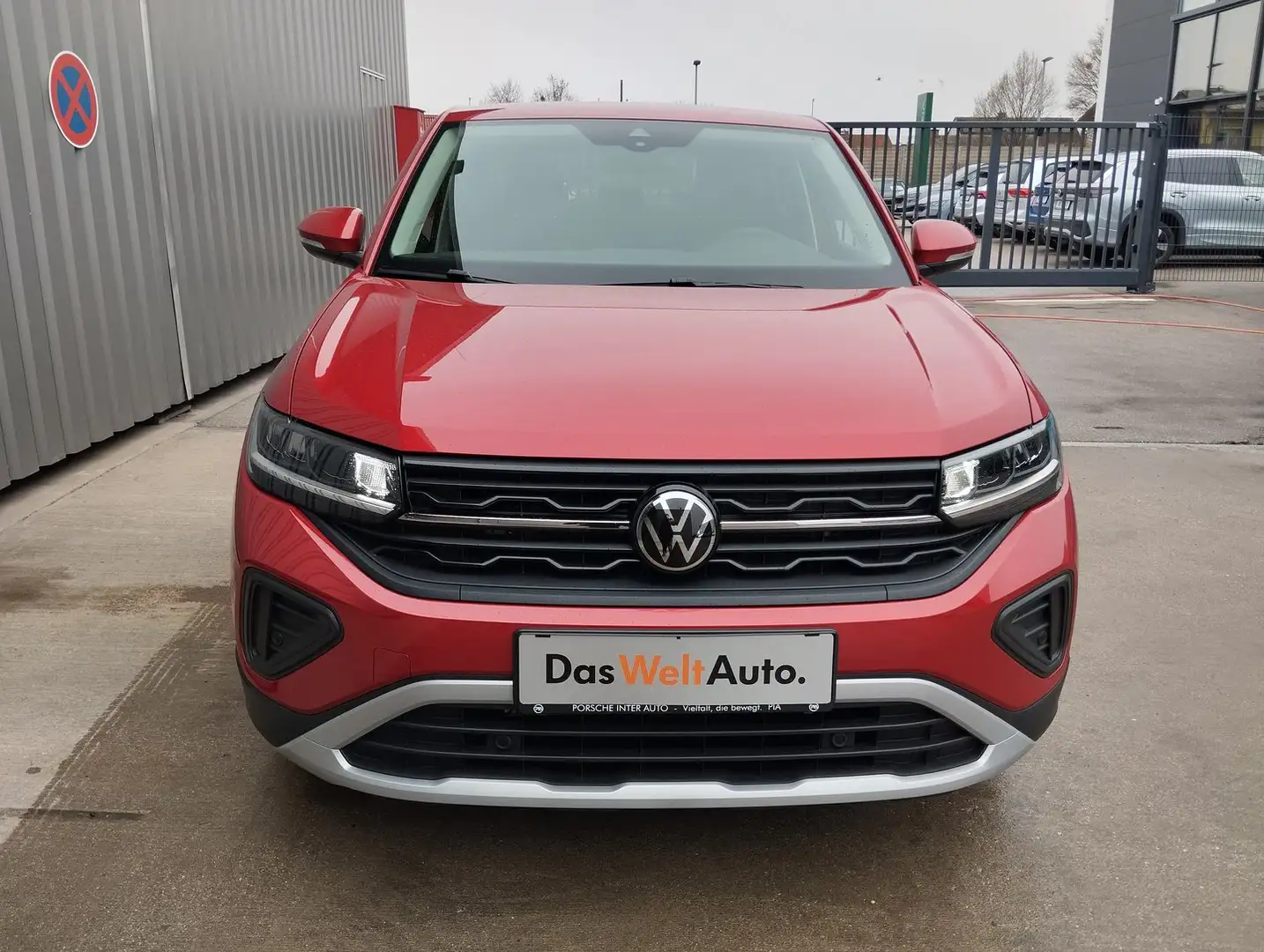 Volkswagen T-Cross 4Me TSI Rot - 2
