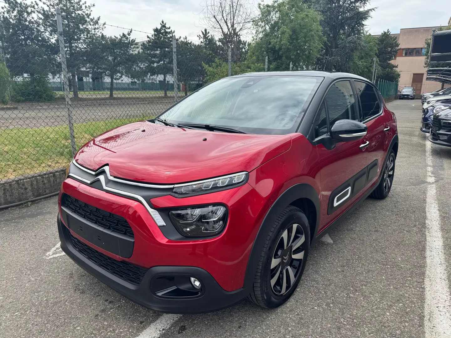 Citroen C3 1.2 puretech Max 110CV NAVI+RETR. Rosso - 1