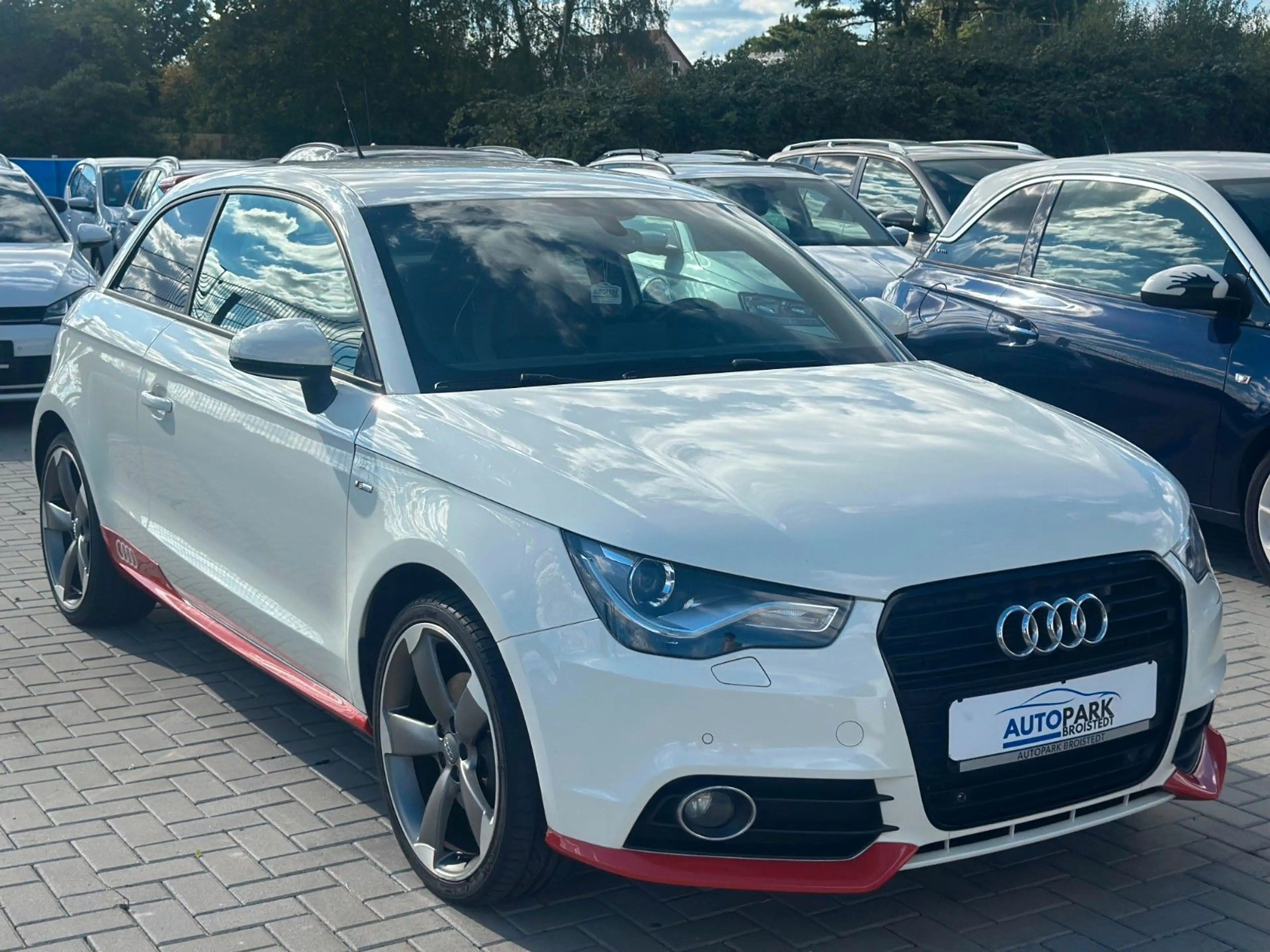 Audi A1 S line Sportpaket AUTOMATIK BOSE/LEDER/SHZ — photo 4
