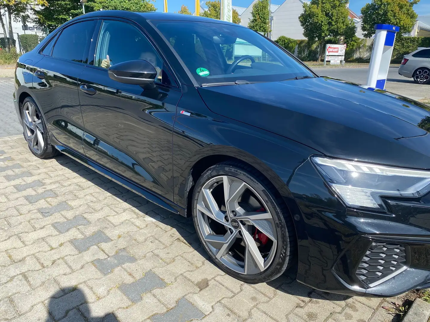 Audi A3 A3 2.0 TDI Sportback DPF S tronicAttraction Schwarz - 2