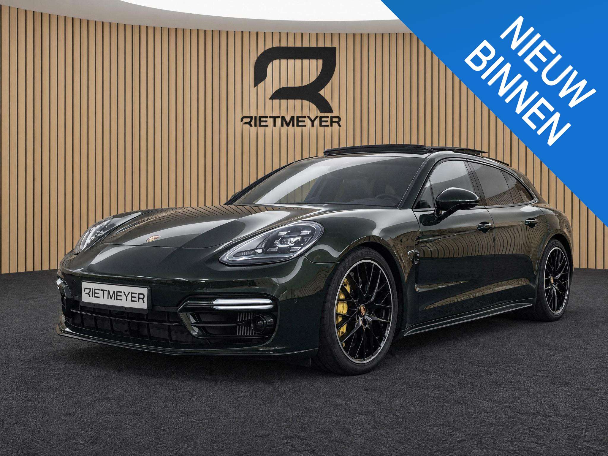 2022 Porsche Panamera