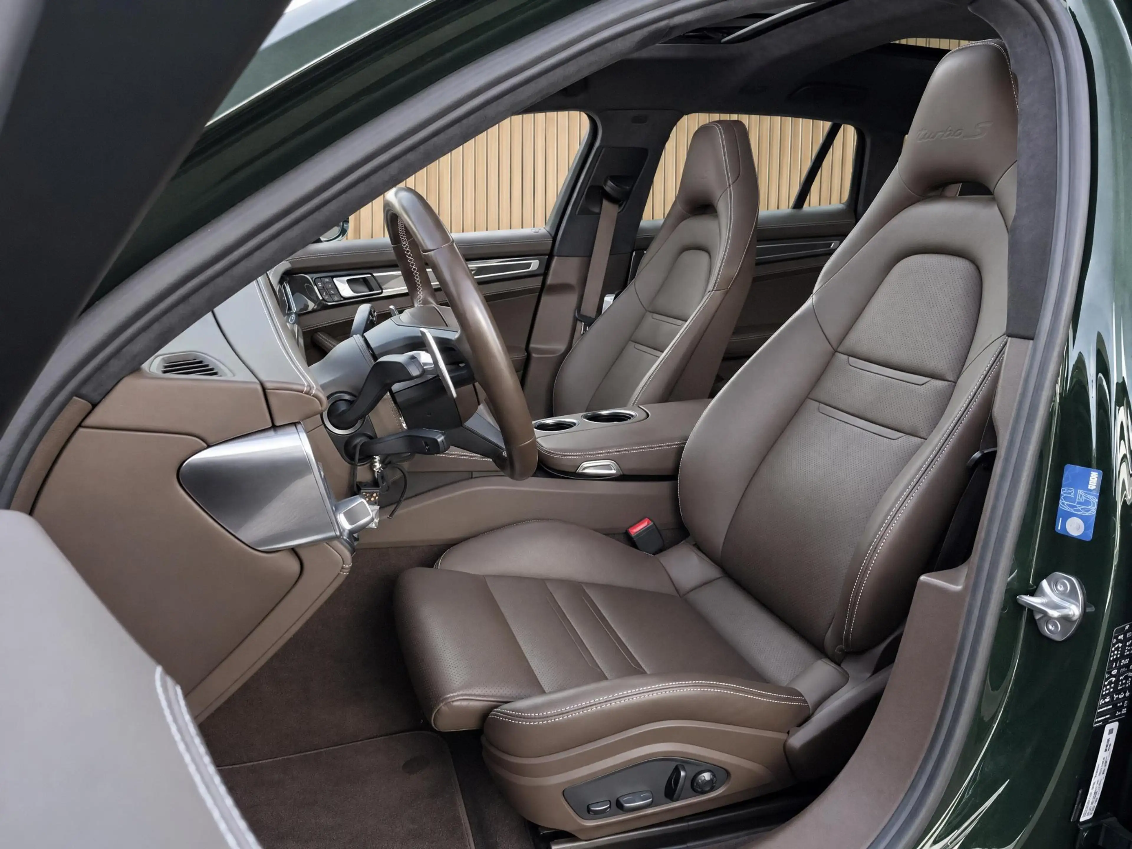 Porsche Panamera Sport Turismo 4.0 Turbo S E-Hybrid PTS |Keramisch — photo 8