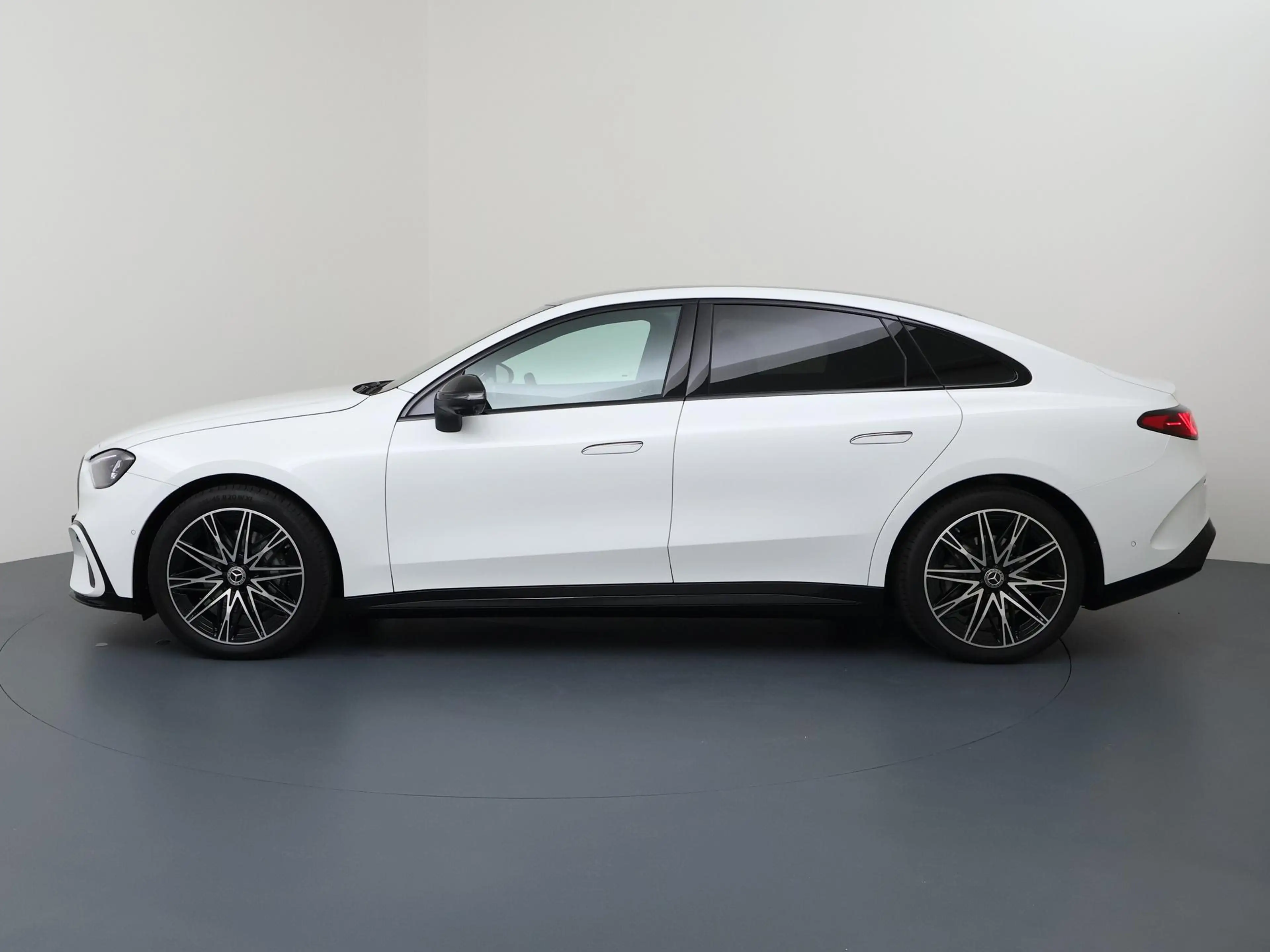 Mercedes-Benz C 400 4MATIC Business Solution AMG 94 kWh — photo 5