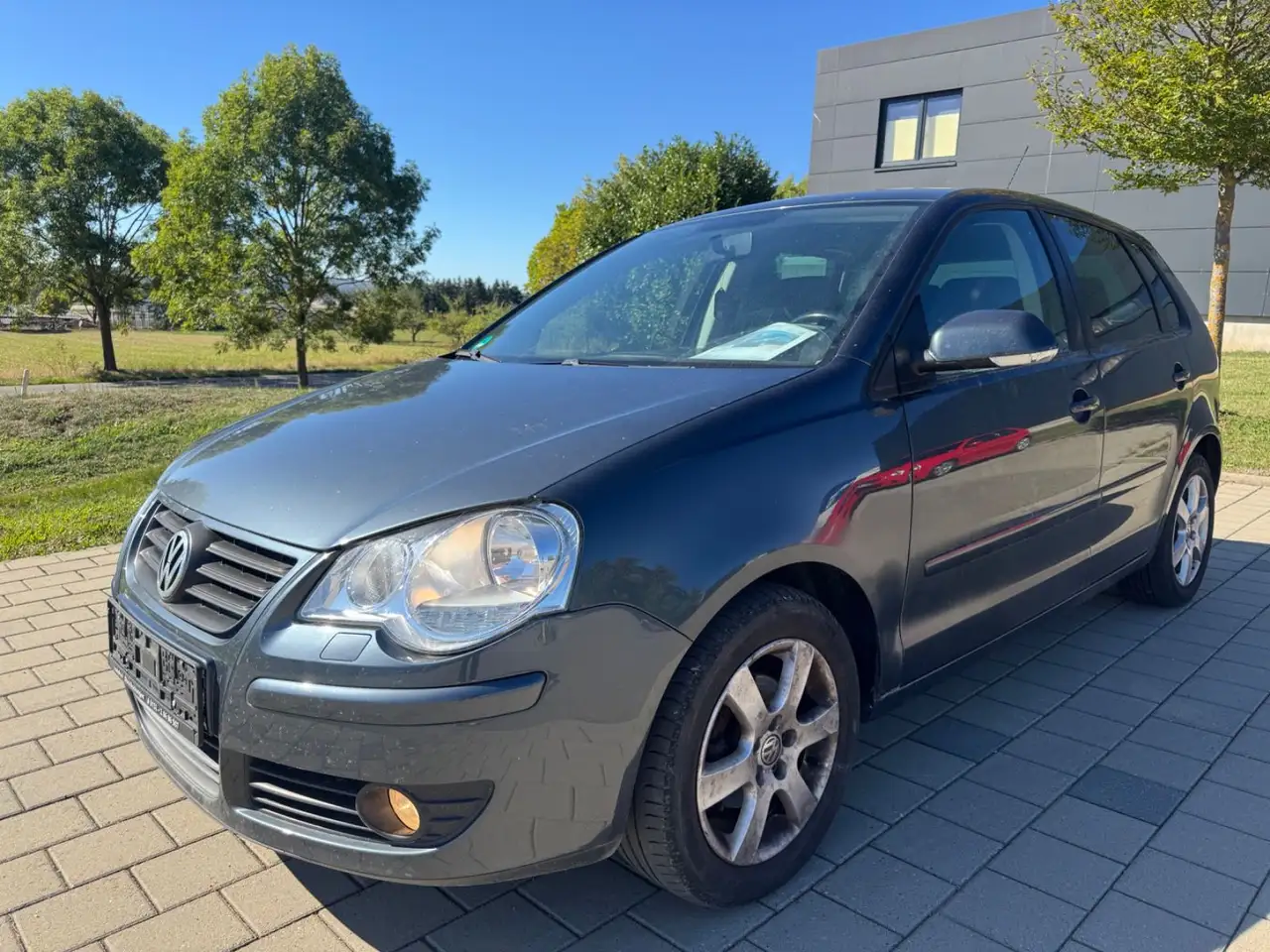 Volkswagen Polo IV United — photo 1 of 14