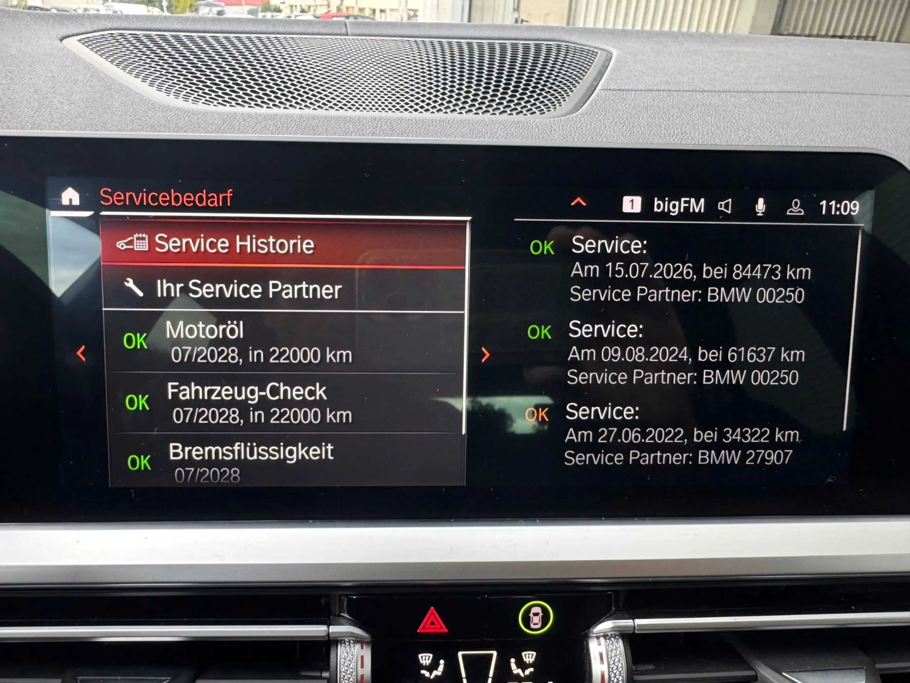 BMW 330 3 Touring 330 d xDrive M Sport — photo 15