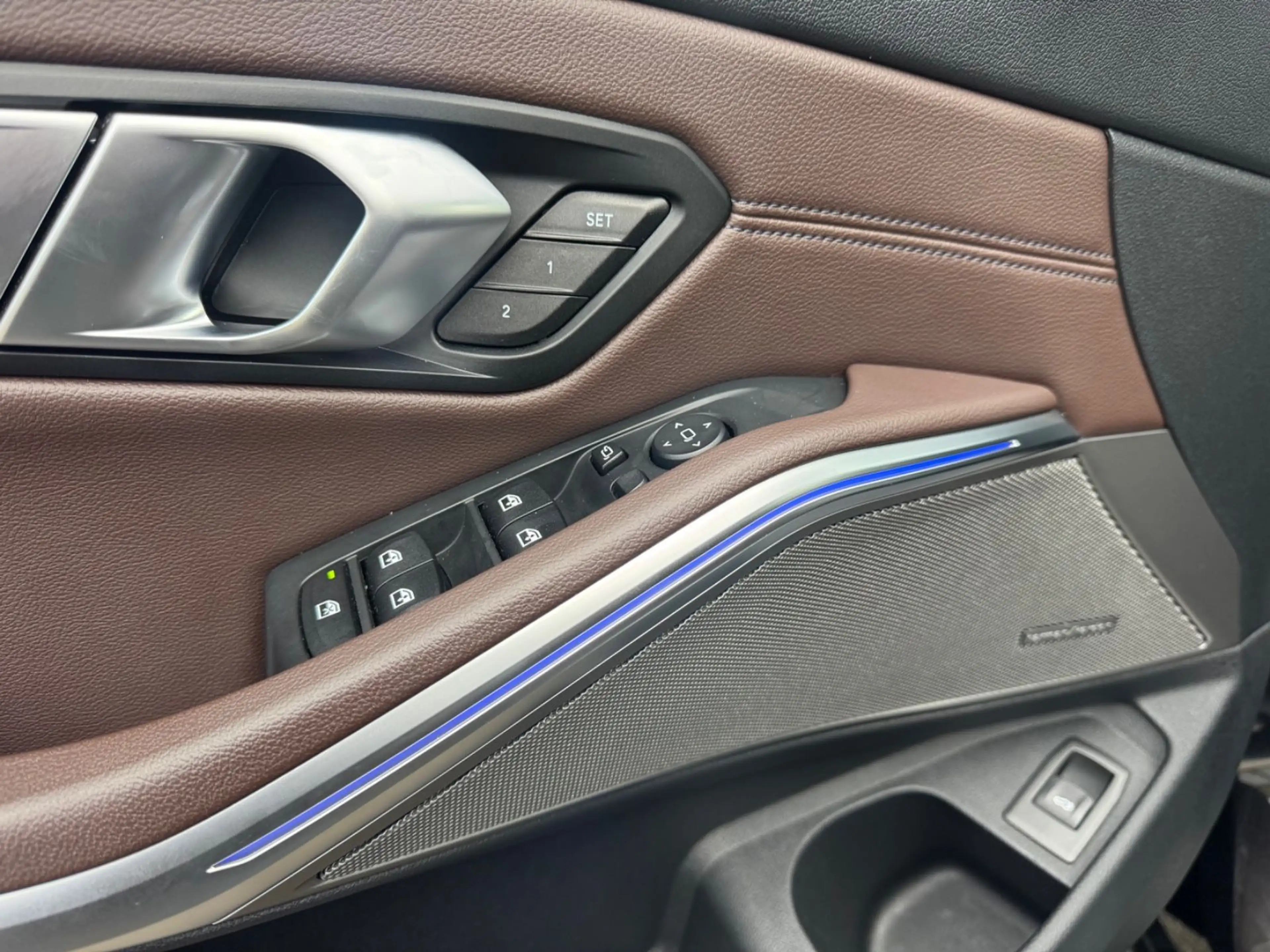 BMW 330 3 Touring 330 d xDrive M Sport — photo 13