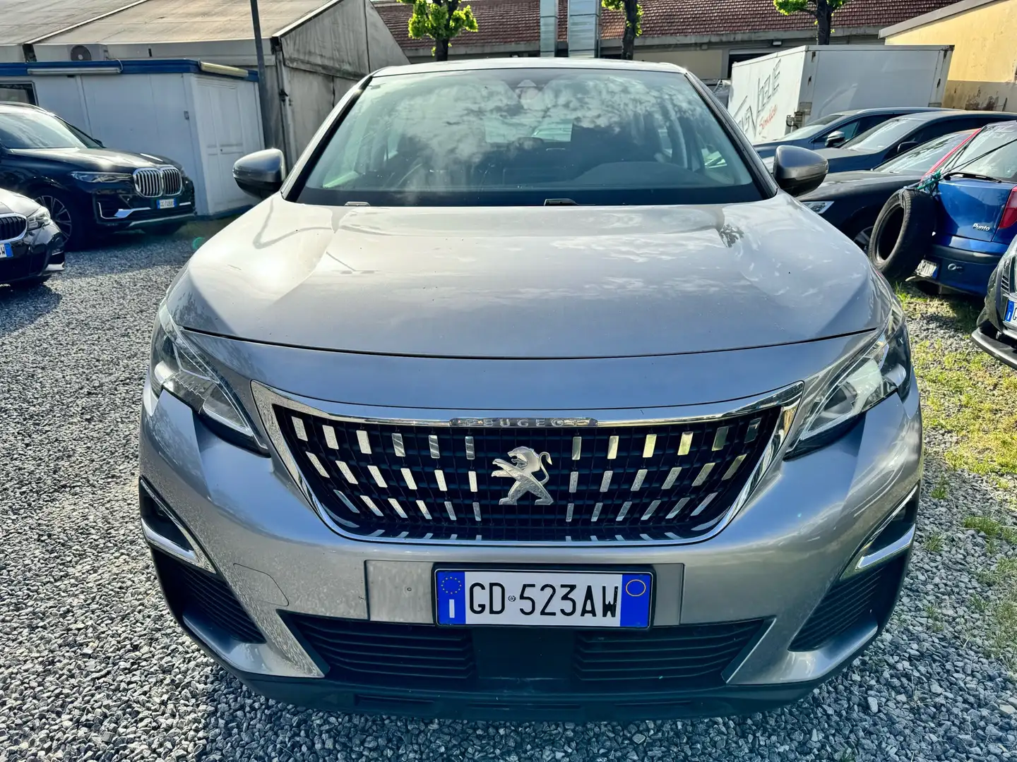 Peugeot 3008 1.5 bluehdi Business s&s 130cv        GD523AW Grigio - 2