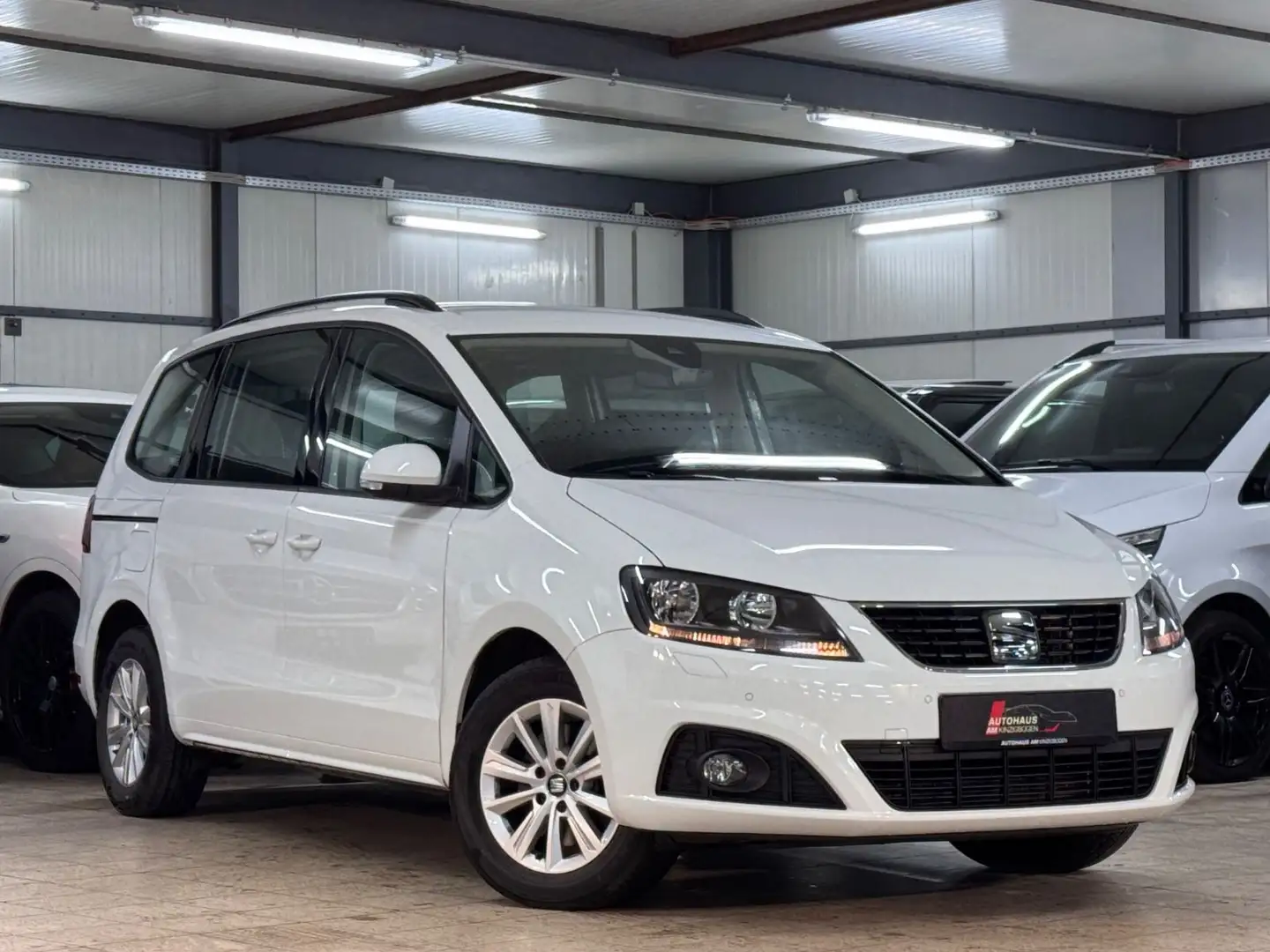 SEAT Alhambra Style 7SITZER*AHK*KAME*LANE*TOTW*1.H Weiß - 1