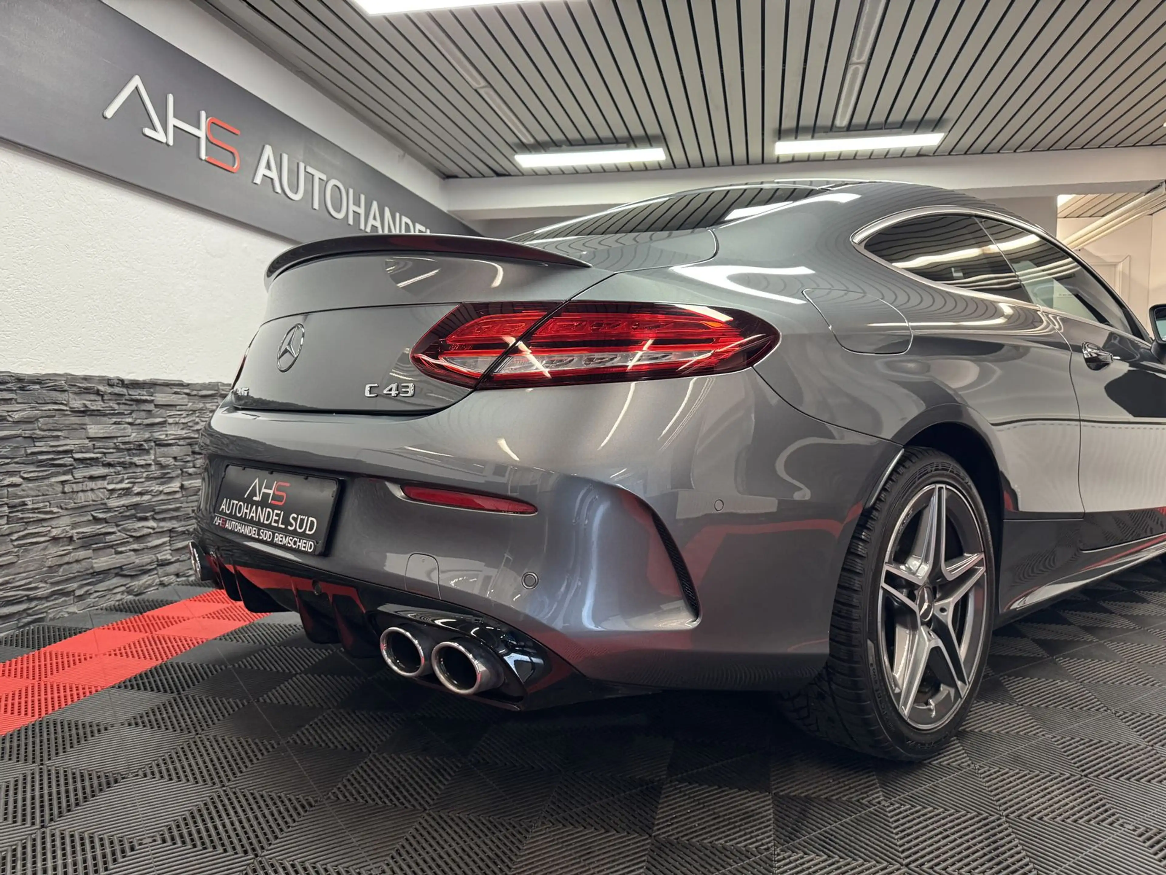 Mercedes-Benz C 43 AMG 4M*D.TACHO*HUD*S.ABGAS*K.GO*BURMESTER* — photo 7