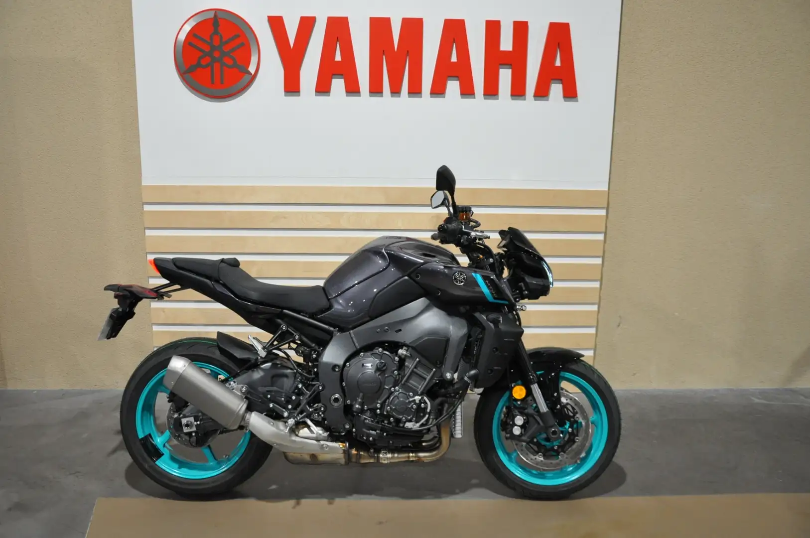 Yamaha MT-10 Szary - 1