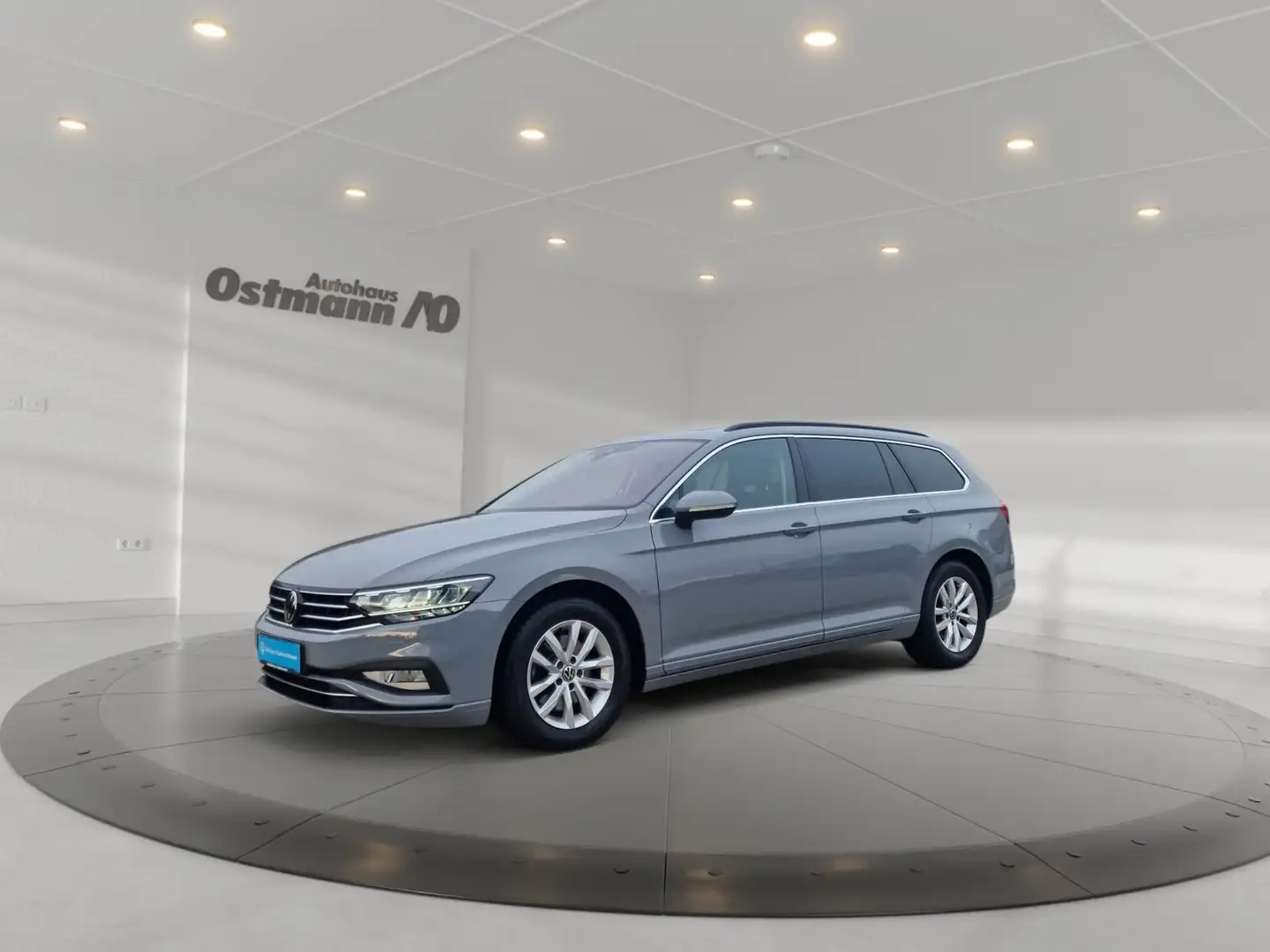 Volkswagen Passat Variant 2.0 TDI BMT Business ACC AHK AUT Grijs - 1