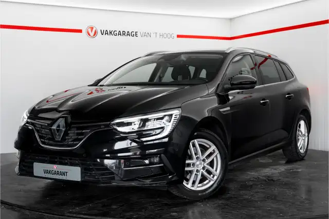 Renault Megane E-Tech Estate 1.6 Plug-In Hybrid 160 Intens Headup Camera