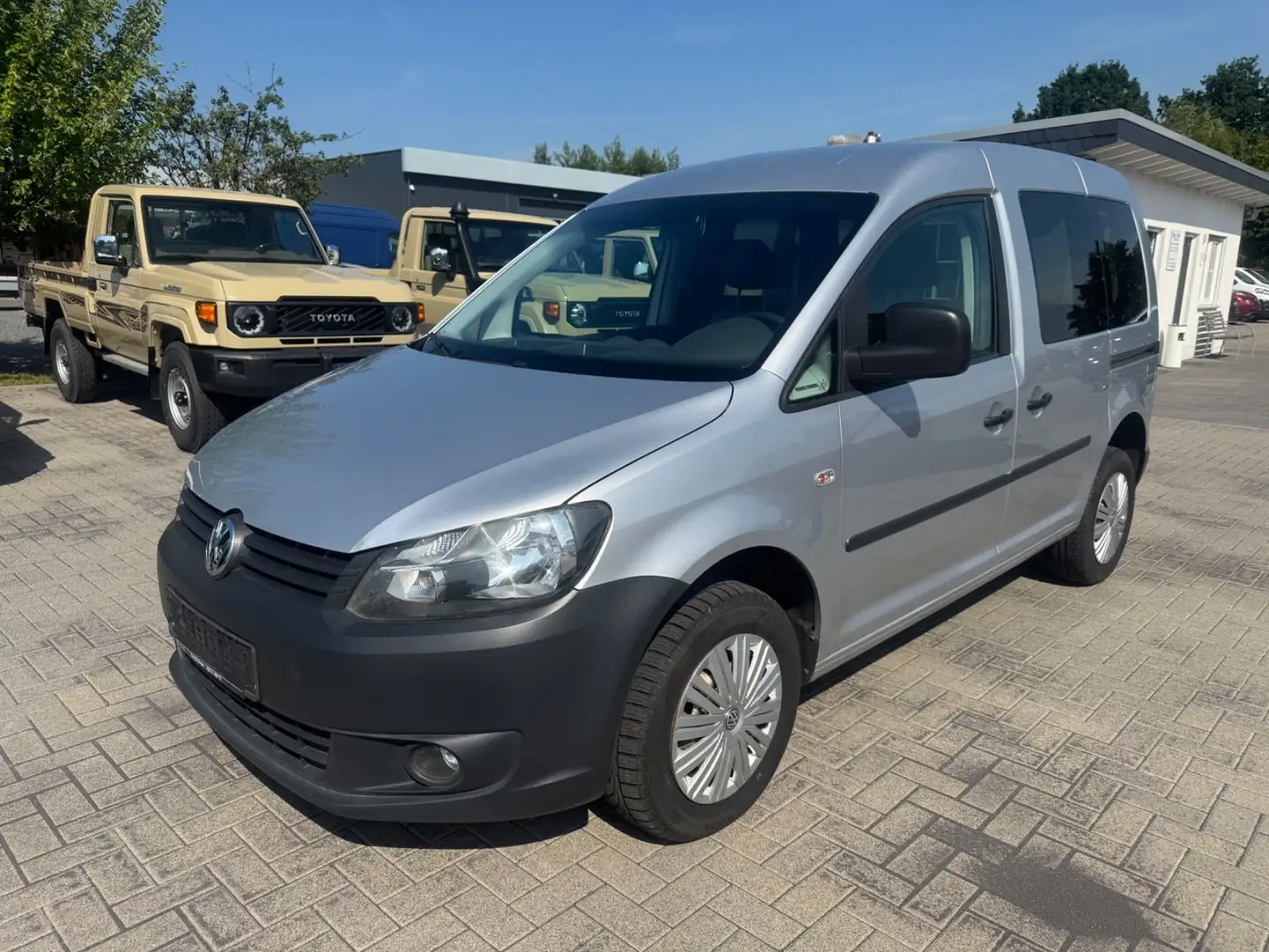 Volkswagen Caddy Kasten/Kombi 2.0 TDI 4Motion AHK SHZ Klima Argento - 1