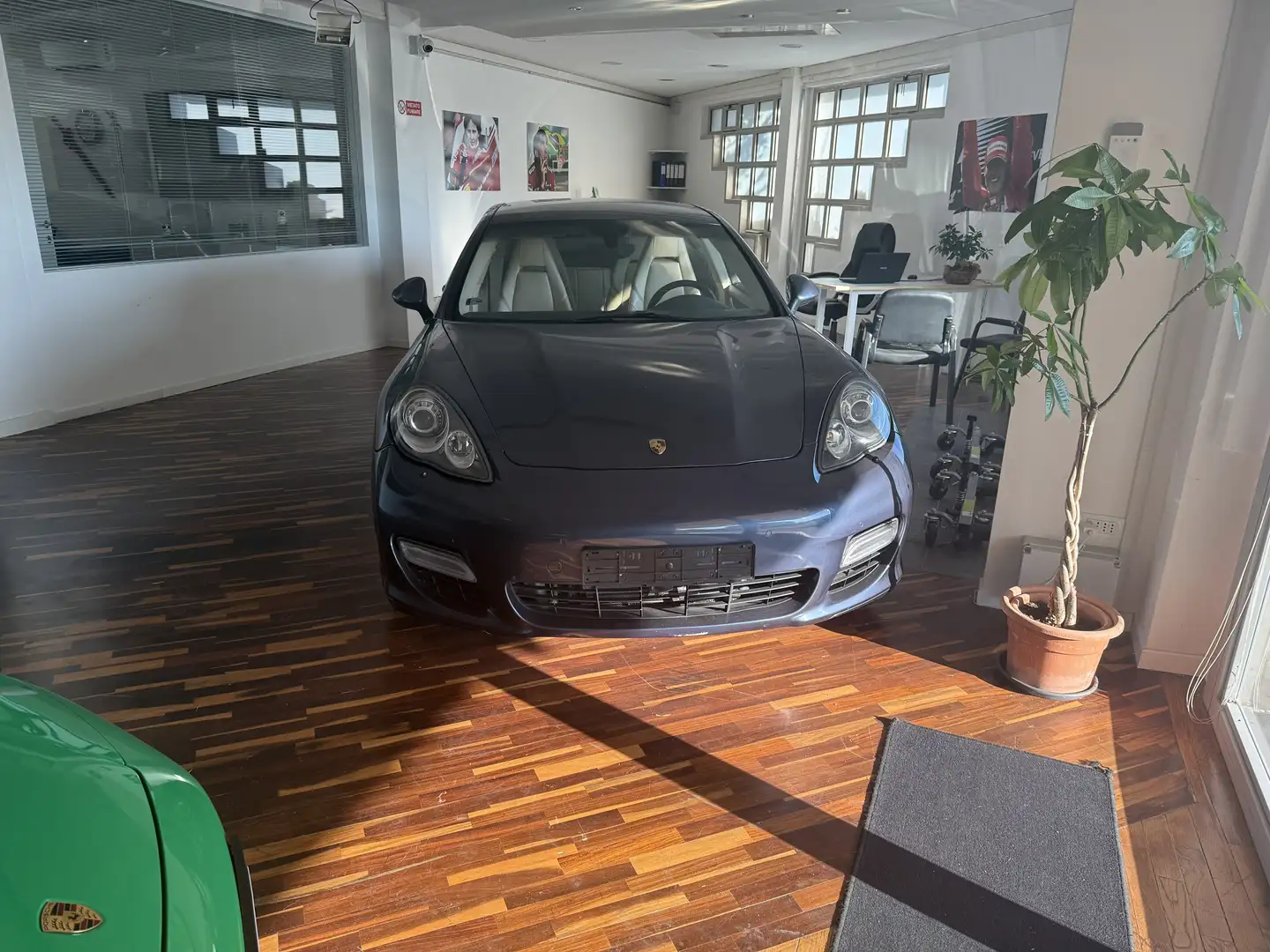 Porsche Panamera 4.8 Turbo - 2