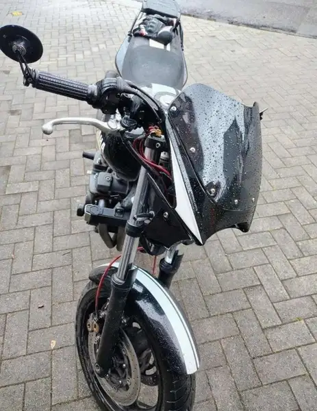 Yamaha XJR 1300 - foto 6