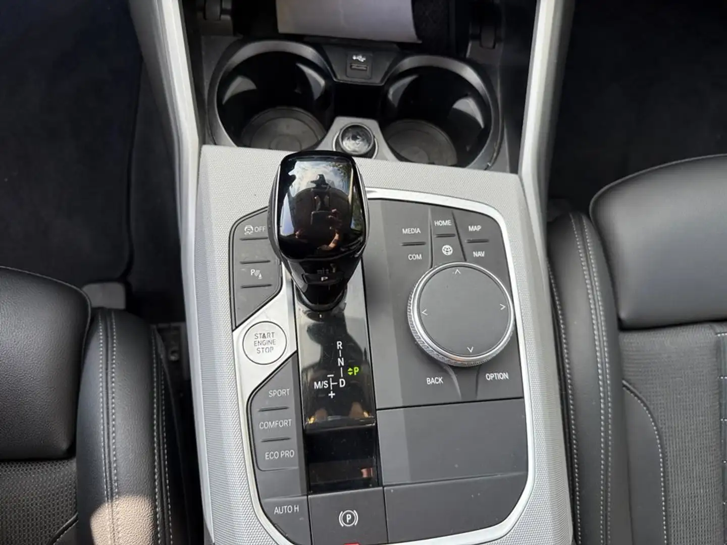 BMW 330 Advantage Blau - 2