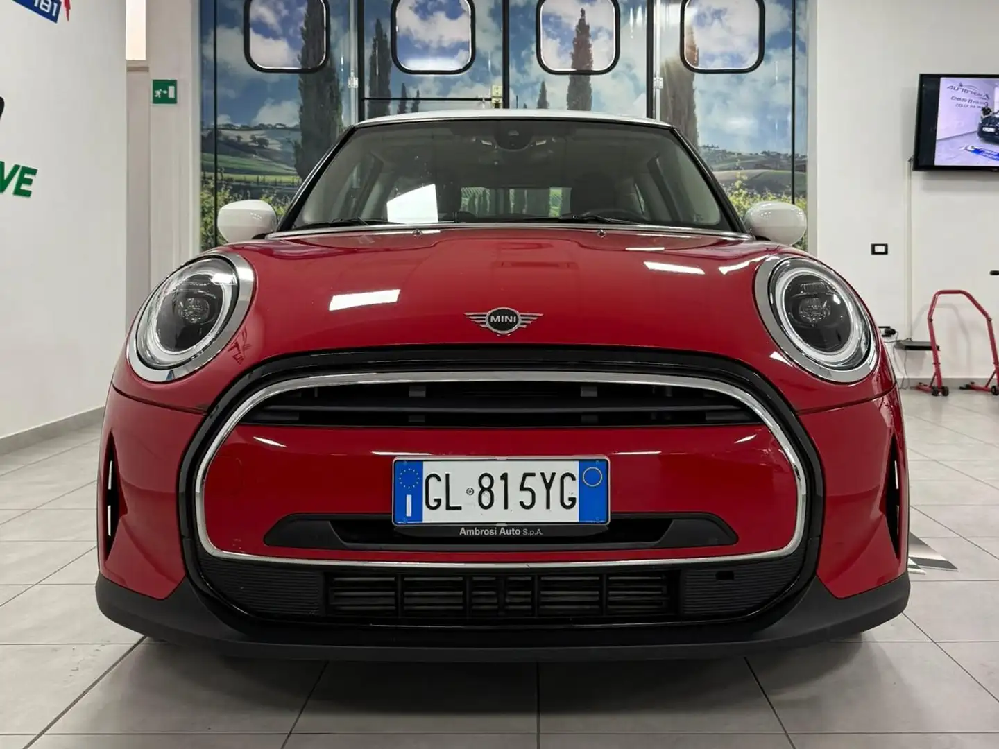 MINI Cooper Mini IV F56 2021 3p  Classic Premium Rosso - 2