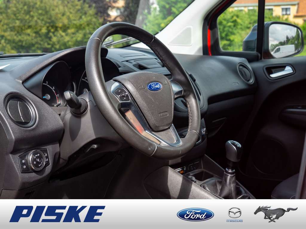 Ford Transit Courier