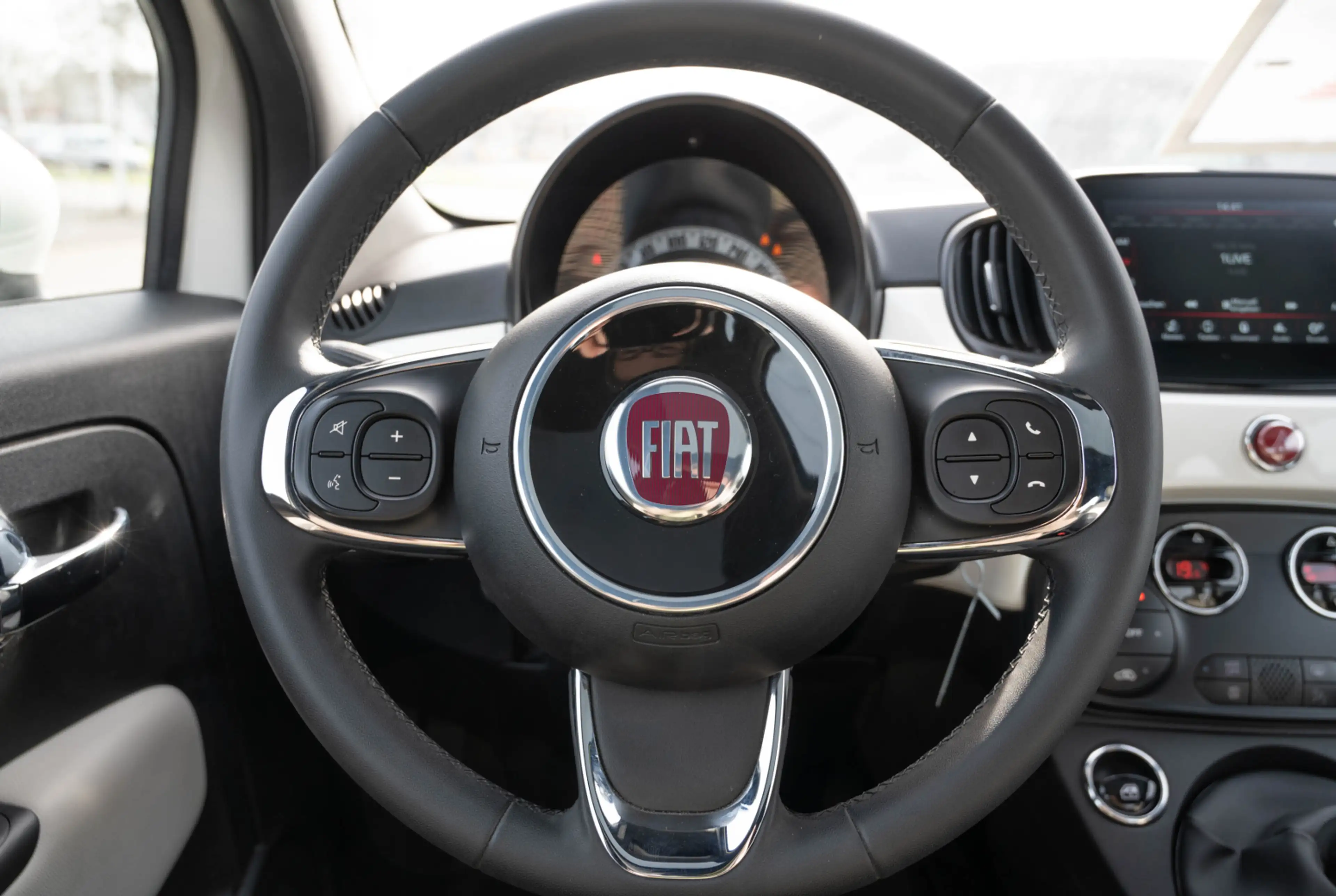 Fiat 500 Dolcevita 1.0 GSE N3 Hybrid 70 *KOMFORT-PAKET*TECH-PAKET* — photo 14