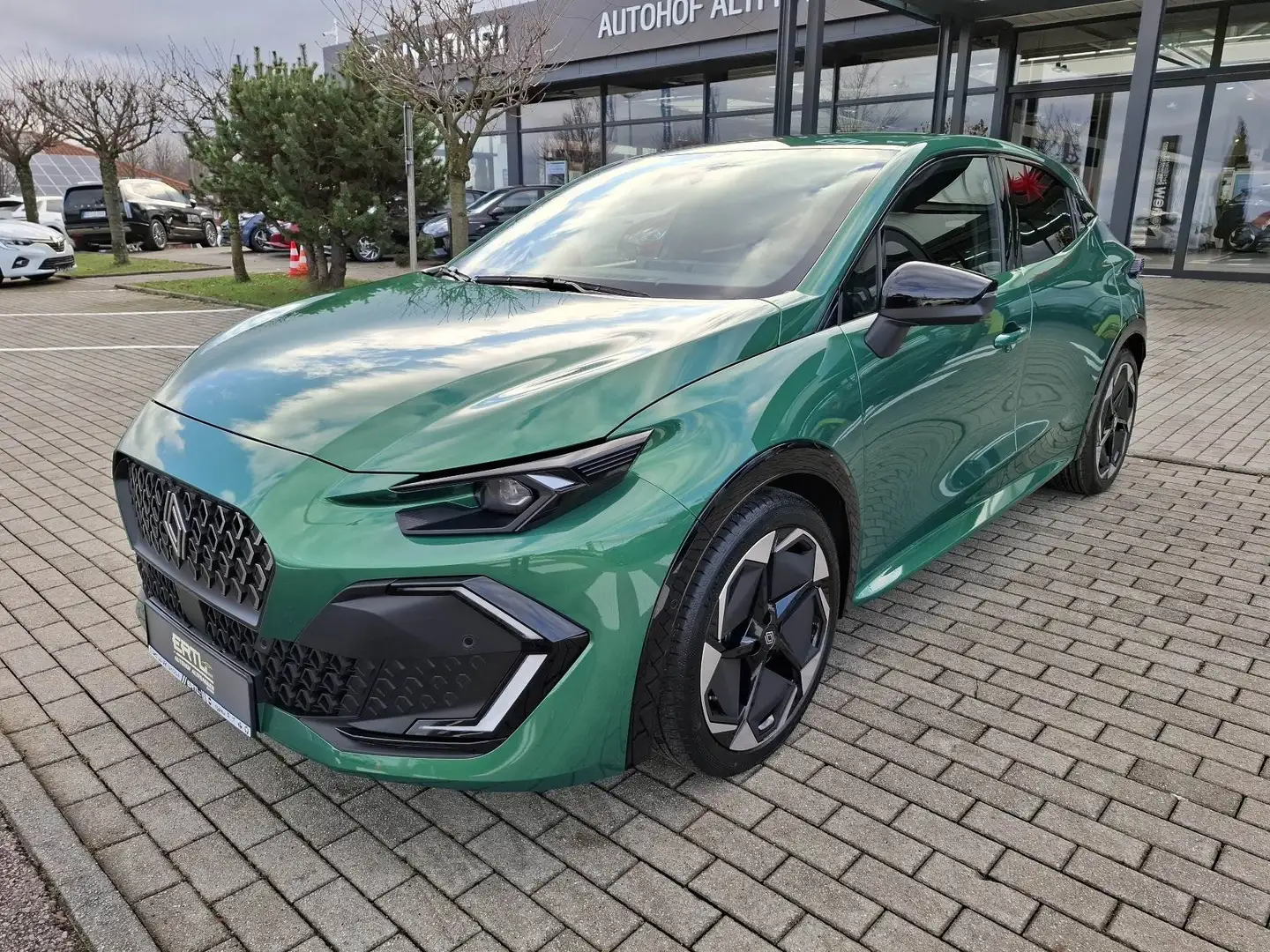 Renault Clio Full Hybrid E-Tech 160PS Techno Grün - 1