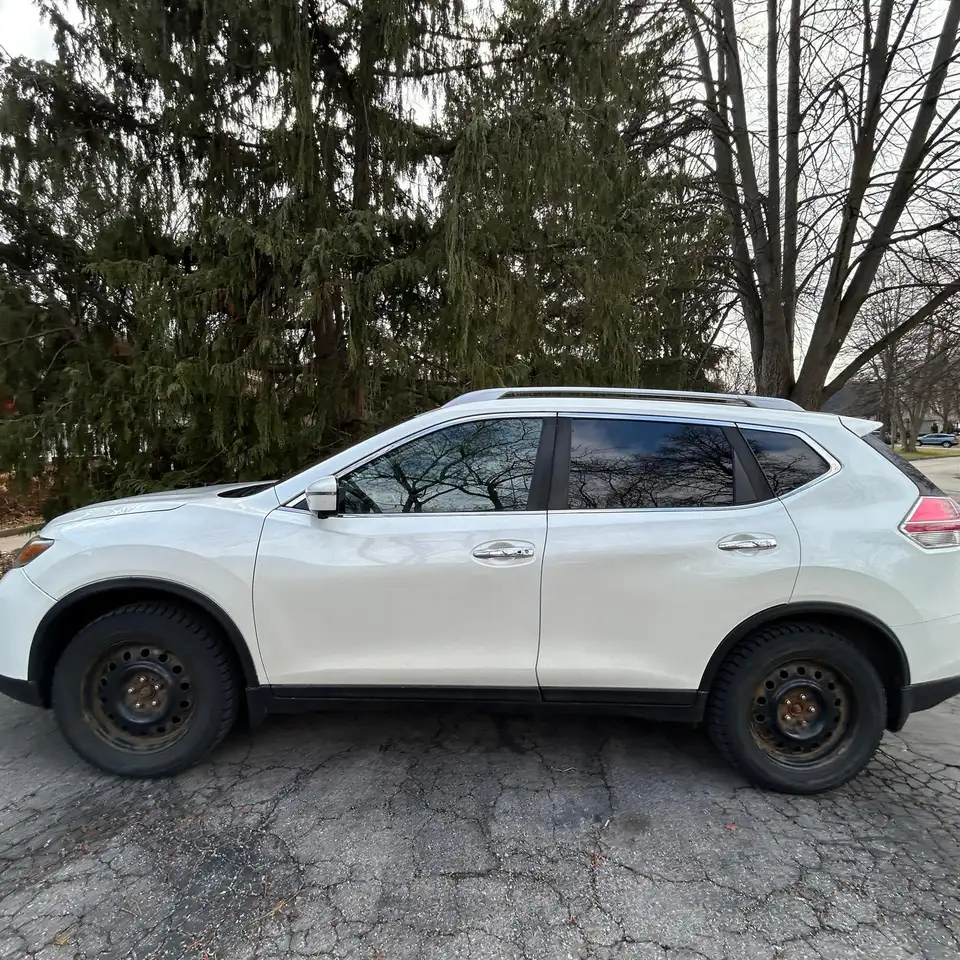 Nissan Rogue снимка Nissan Rogue